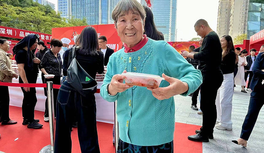 链接“鹏”友圈 潜江龙虾走进大湾区（深圳）