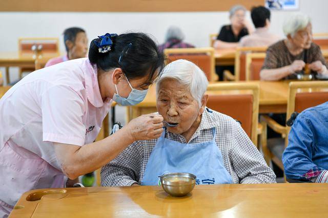 深圳福田构建“15分钟优质养老服务圈”