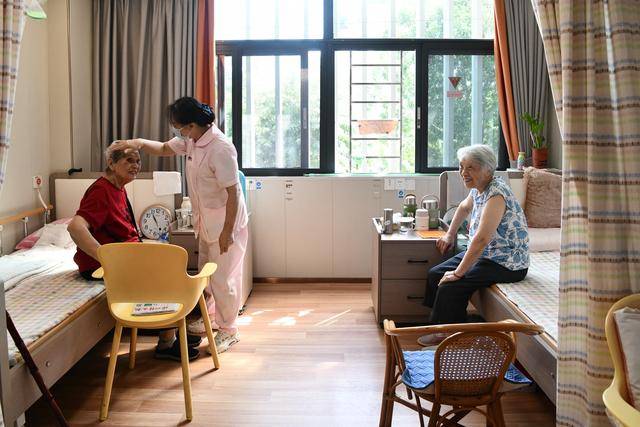 深圳福田构建“15分钟优质养老服务圈”