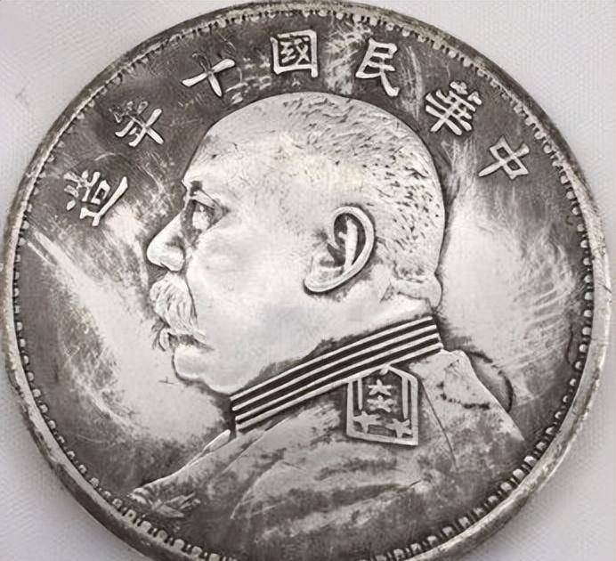 解放初期，资本家口出狂言：不让人民币进入上海！最终倾家荡产