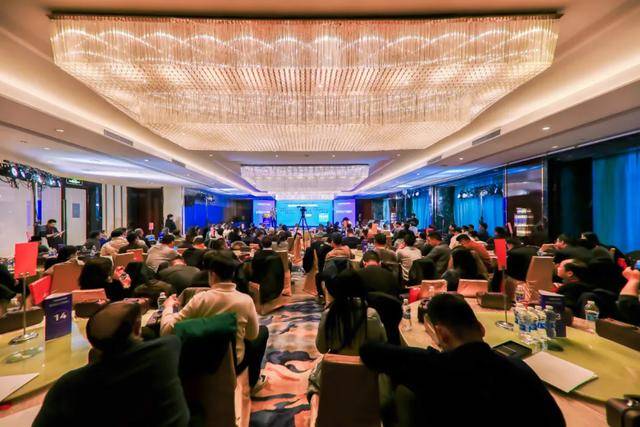 河南珠宝圈大咖云集，亿多珠宝发布2025发展规划