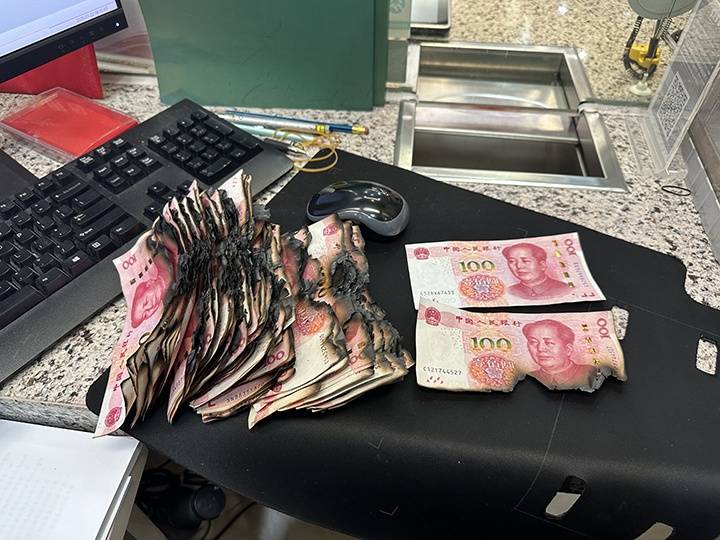 工行贵阳云岭支行：为客户成功兑换“火烧币”